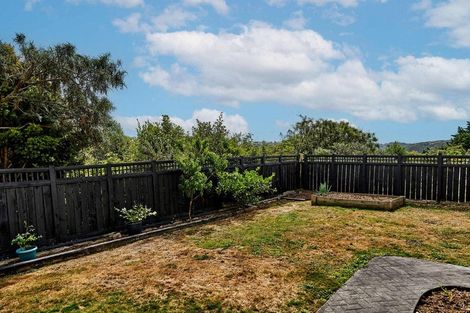 Photo of property in 17 Dornoch Place, Papakowhai, Porirua, 5024