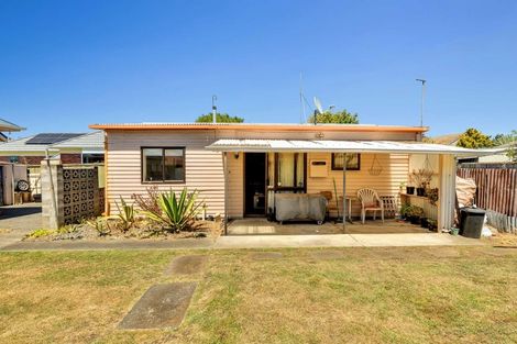 Photo of property in 27 Jackson Street, College Estate, Whanganui, 4500