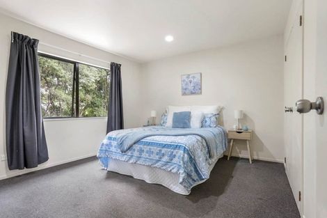 Photo of property in 135d Triangle Road, Massey, Auckland, 0614