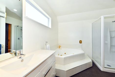 Photo of property in 14 O'connor Place, Burnside, Christchurch, 8053