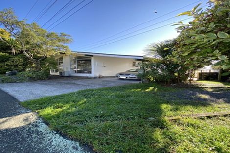 Photo of property in 100 Bracken Road, Paparangi, Wellington, 6037