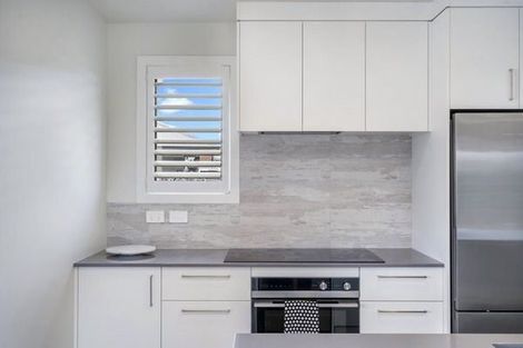 Photo of property in 14 Lewis Way, Cambridge, 3434