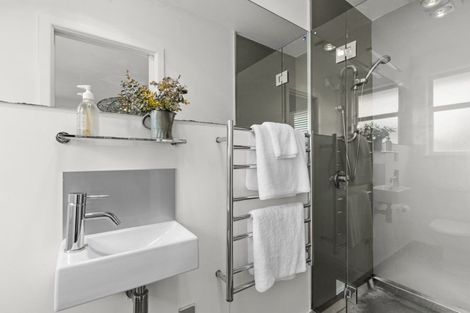 Photo of property in 407 Ikanui Road, Frimley, Hastings, 4120