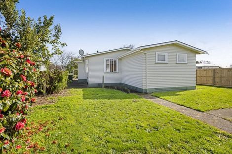 Photo of property in 27 Reid Avenue, Hawera, 4610