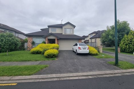 Photo of property in 4 Oswald Close, Flat Bush, Auckland, 2016