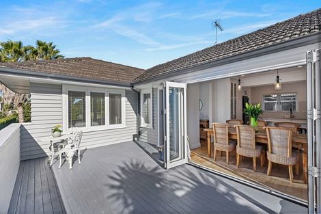 Photo of property in 1/20 Huron Street, Takapuna, Auckland, 0622