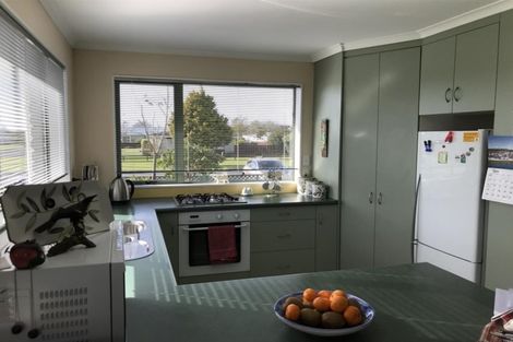 Photo of property in 27 Juliet Street, Stratford, 4332