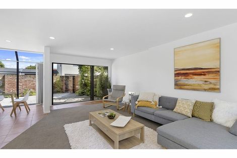 Photo of property in 6/44 London Street, Richmond, Christchurch, 8013