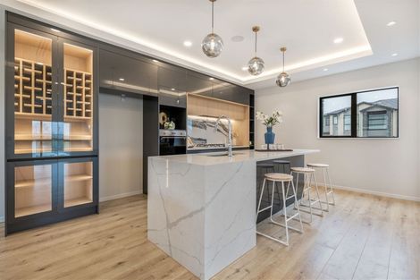 Photo of property in 24 Carrygawley Road, Flat Bush, Auckland, 2019
