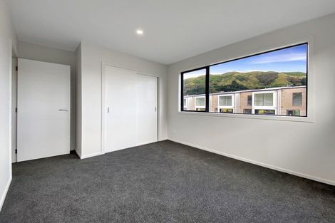 Photo of property in 5 Tokitoki Way, Kenepuru, Porirua, 5022