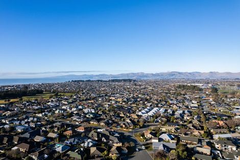 Photo of property in 33 Kirsten Place, Parklands, Christchurch, 8083