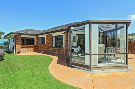 Photo of property in 8a Wilton Row, Taradale, Napier, 4112