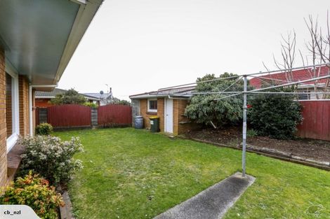 Photo of property in 25 Manu Crescent, Upper Vogeltown, New Plymouth, 4310