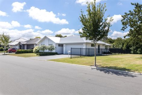 Photo of property in 17 Carpenter Drive, Prebbleton, 7604