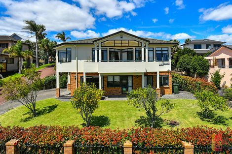 Photo of property in 11 Lamia Place, The Gardens, Auckland, 2105