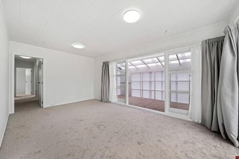 Photo of property in 69 Glen Marine Parade, Glendene, Auckland, 0602