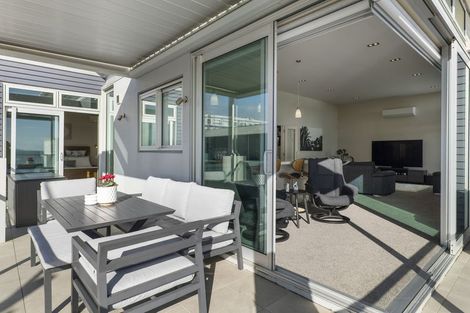 Photo of property in 4a Dawson Street, New Plymouth, 4310