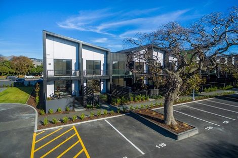 Photo of property in 3 Landsdowne Terrace, Cashmere, Christchurch, 8022