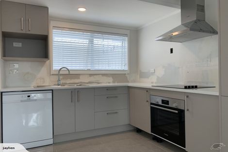 Photo of property in 26 Arosa Place, Forrest Hill, Auckland, 0620