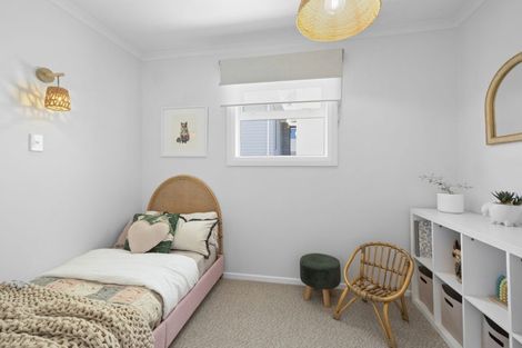 Photo of property in 7 Belt Road, Moturoa, New Plymouth, 4310