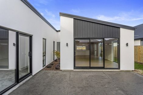 Photo of property in 6 Peak Lane, Halswell, Christchurch, 8025