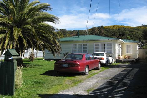 Photo of property in 61 Westminster Road, Wainuiomata, Lower Hutt, 5014