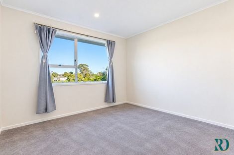 Photo of property in 38 Sunline Avenue, Massey, Auckland, 0614