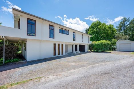 Photo of property in 10 Gibbs Place, Kinloch, Taupo, 3377