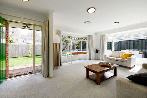 Photo of property in 24a Williams Street, Cambridge, 3434