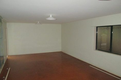 Photo of property in 12a Kiteroa Terrace, Rothesay Bay, Auckland, 0630