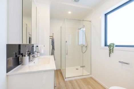 Photo of property in 11 Waiwhetu Road, Waiwhetu, Lower Hutt, 5010