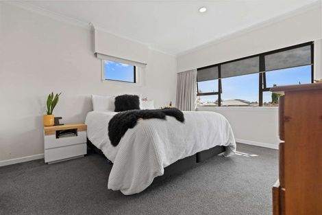 Photo of property in 10 Coronation Avenue, Pukekohe, 2120