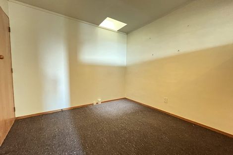 Photo of property in 8 Fillbridge Way, Karori, Wellington, 6012