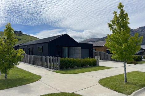 Photo of property in 21 Red Cottage Drive, Lake Hayes, Queenstown, 9304