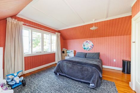 Photo of property in 100 Marne Street, Hokowhitu, Palmerston North, 4410