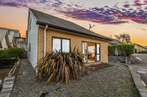 Photo of property in St Claire Village, 119/172 Mcleod Road, Te Atatu South, Auckland, 0610
