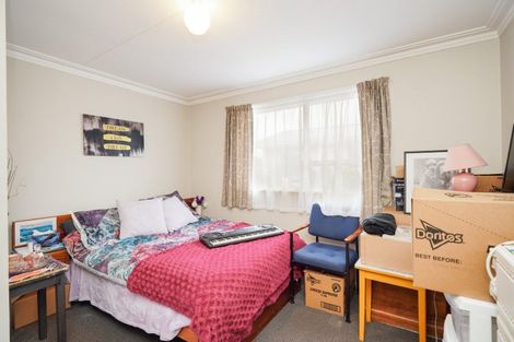 Photo of property in 2 Burns Street, Kew, Invercargill, 9812