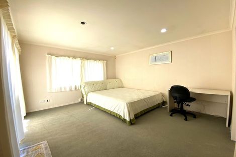 Photo of property in 130 Kilkenny Drive, East Tamaki Heights, Auckland, 2016