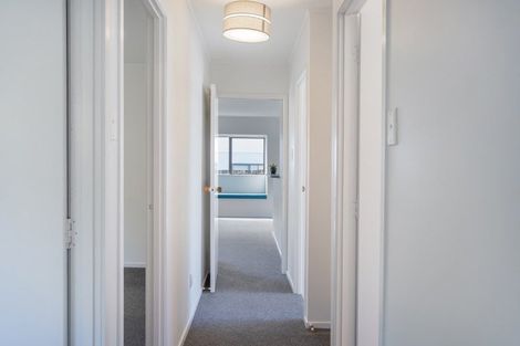 Photo of property in 15 Kawakawa Road, Whitianga, 3510