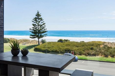 Photo of property in 211 Marine Parade, Mount Maunganui, 3116