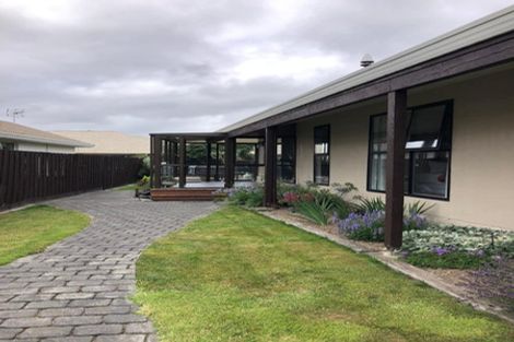Photo of property in 20 Sawtell Place, Northcote, Christchurch, 8052
