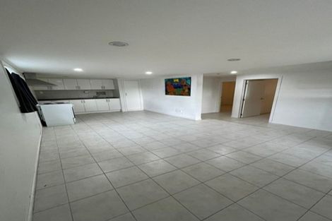 Photo of property in 1/10 Bishop Street, Green Bay, Auckland, 0604