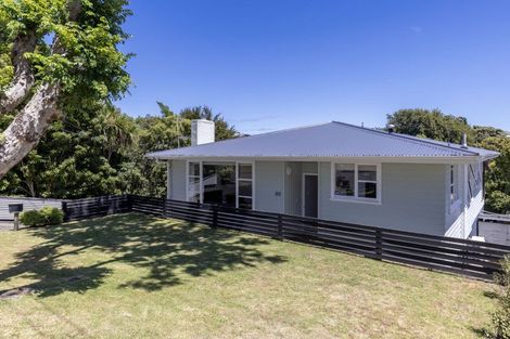 Photo of property in 63 Alexander Road, Raumati Beach, Paraparaumu, 5032