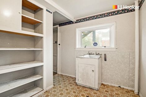 Photo of property in 24 Cliffs Road, Saint Clair, Dunedin, 9012