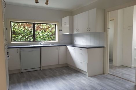 Photo of property in 37 Pakuranga Road, Pakuranga, Auckland, 2010