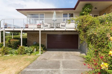 Photo of property in 6 Drummond Street, Dannevirke, 4930