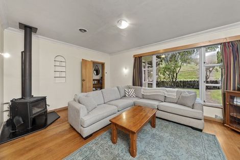 Photo of property in 36 Ongo Road, Hunterville, 4730