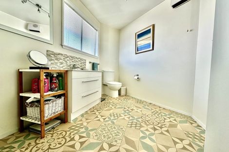 Photo of property in 37 Kinley Street, Rangiora, 7400