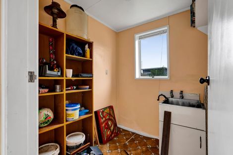 Photo of property in 19 Rangitake Drive, Spotswood, New Plymouth, 4310