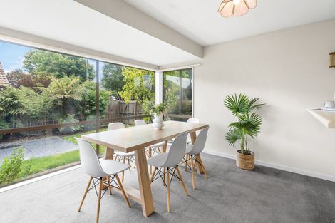 Photo of property in 2/9 Ludecke Place, Sockburn, Christchurch, 8042